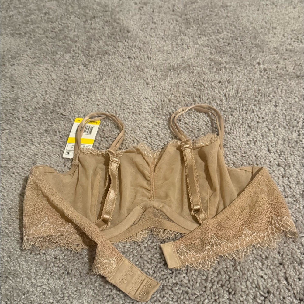 Wacoal b.tempt’d Lace Trimmed Tan Bra - Picture 8 of 13
